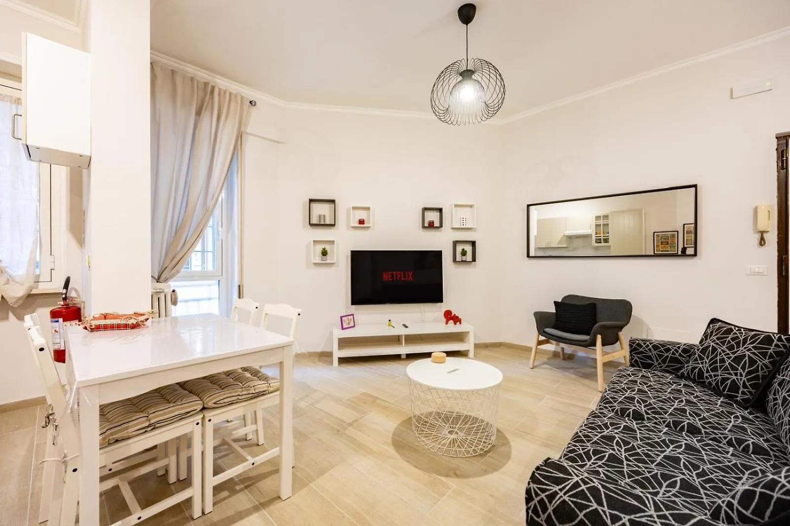 La Dimora Di Margot Villa Rome 0*,  Italy